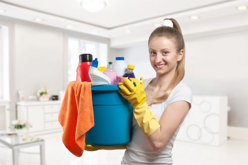 Freshly cleaned Notting Hill rental property before inspection