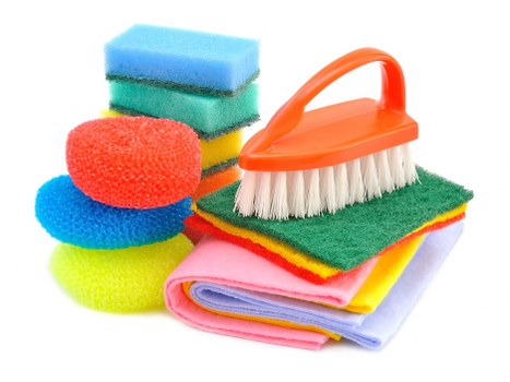 Deep cleaning kitchen and bathroom during one off cleaning in Nottinghill